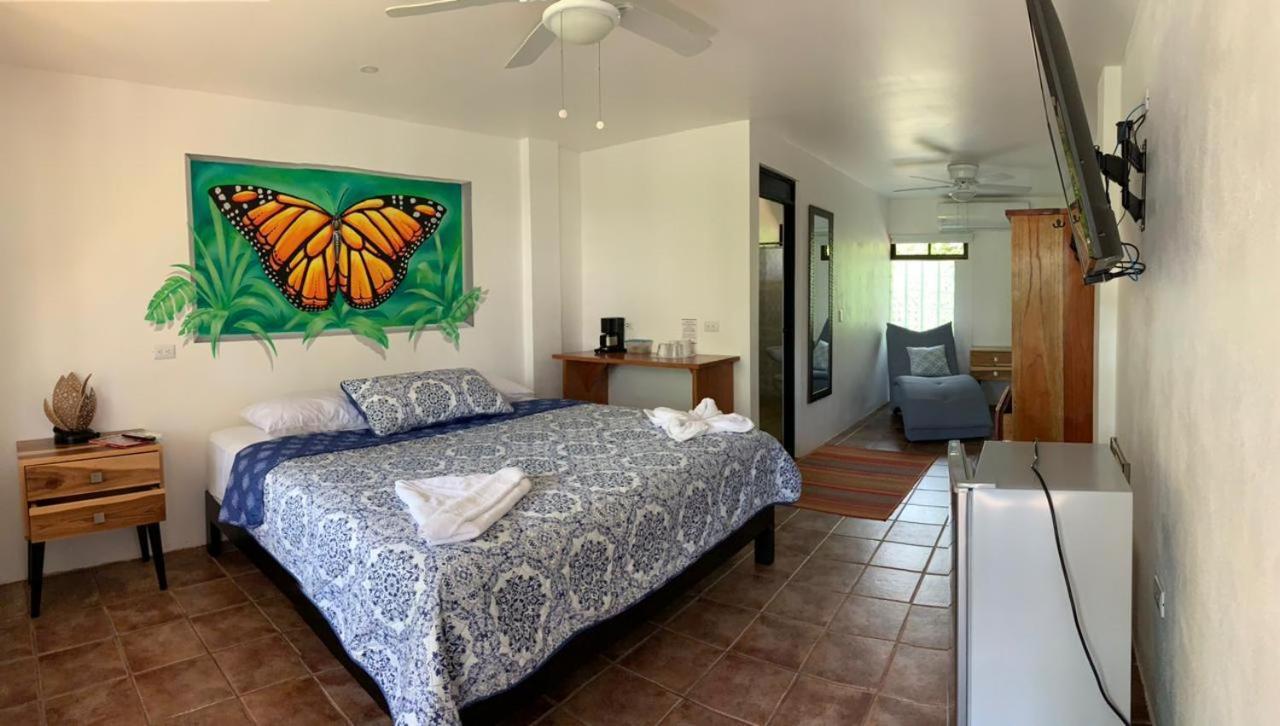 La Sirena Playa Jaco Hotell Eksteriør bilde