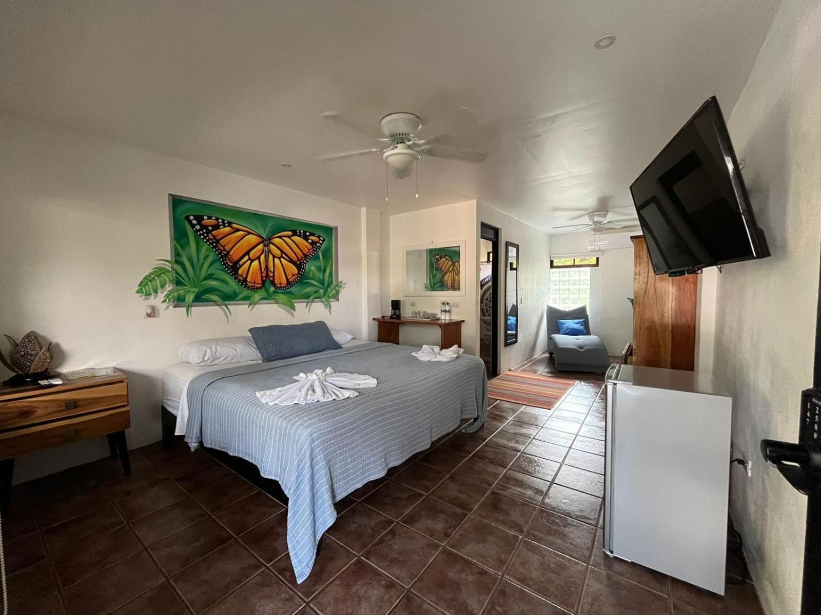 La Sirena Playa Jaco Hotell Eksteriør bilde