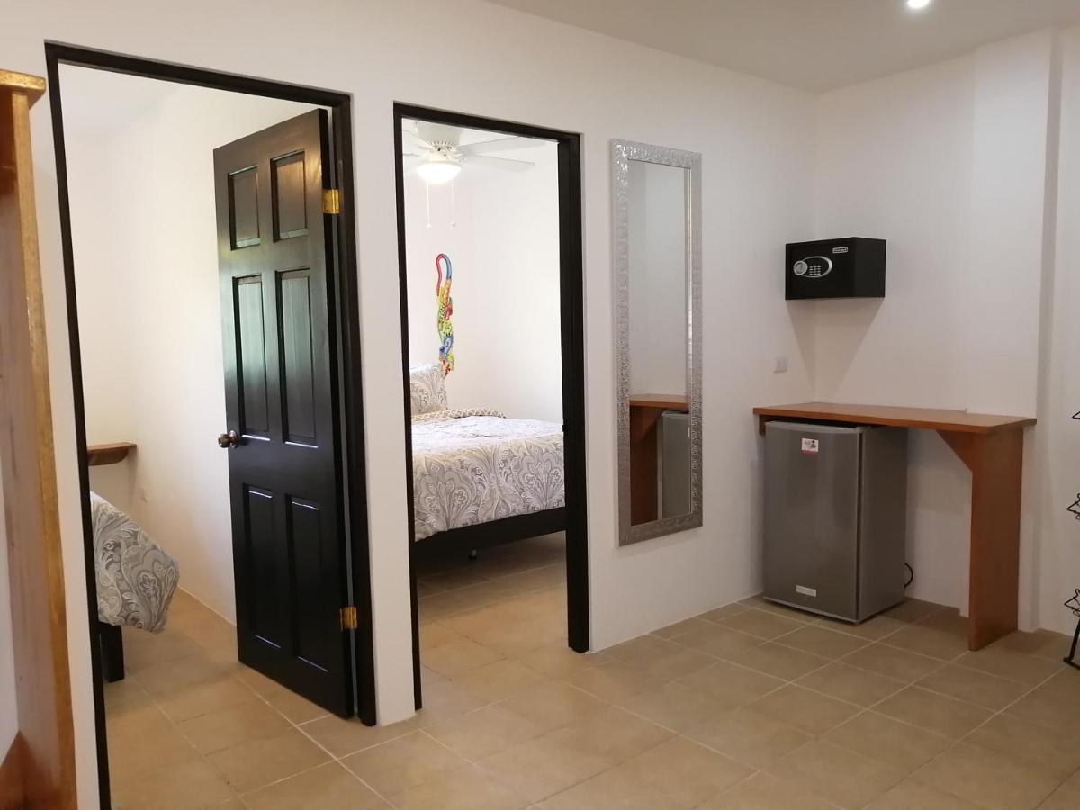 La Sirena Playa Jaco Hotell Eksteriør bilde