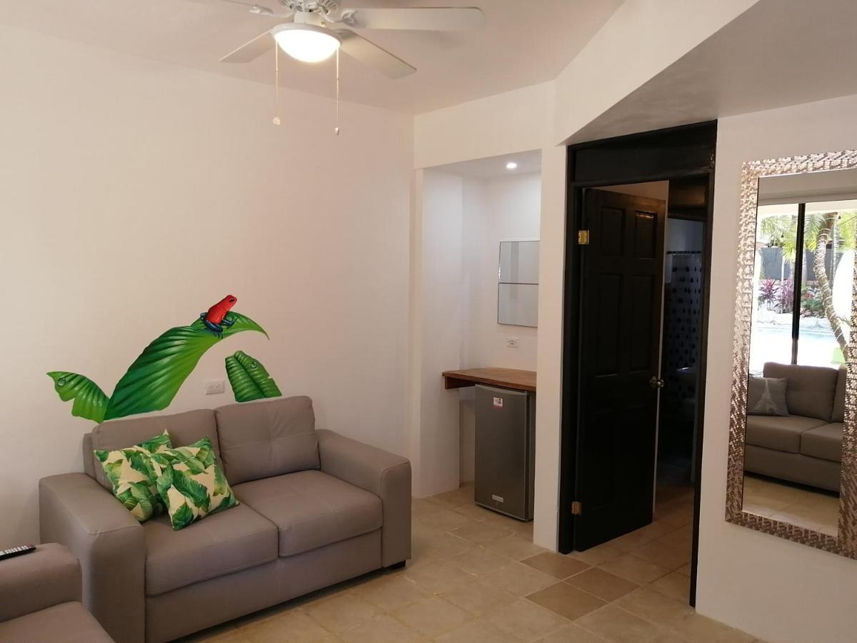 La Sirena Playa Jaco Hotell Eksteriør bilde