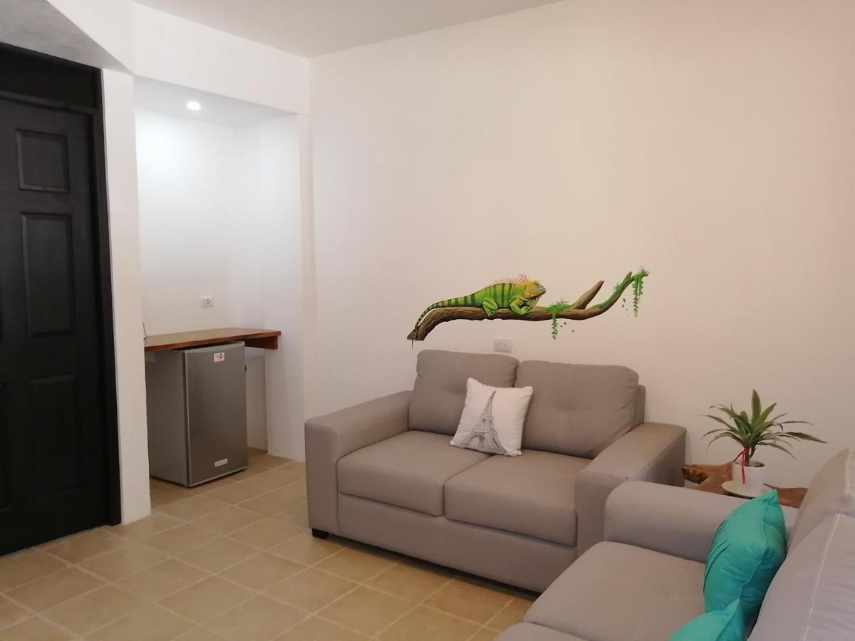 La Sirena Playa Jaco Hotell Eksteriør bilde